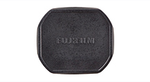 src/Fujifilm/Site/Products/Φωτογραφικά Προϊόντα/Αξεσουάρ Μηχανών/Αξεσουάρ Φακών/Lens Hood Cap LHCP-002/box.png